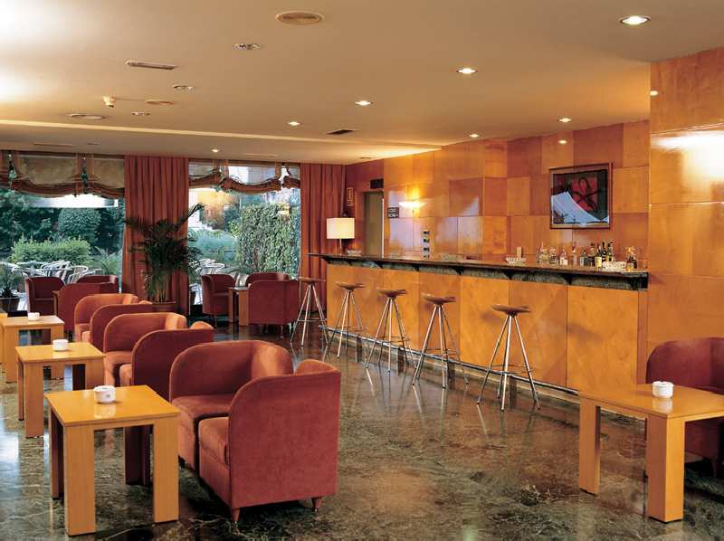 Nh Madrid Ventas Hotell Restaurant bilde